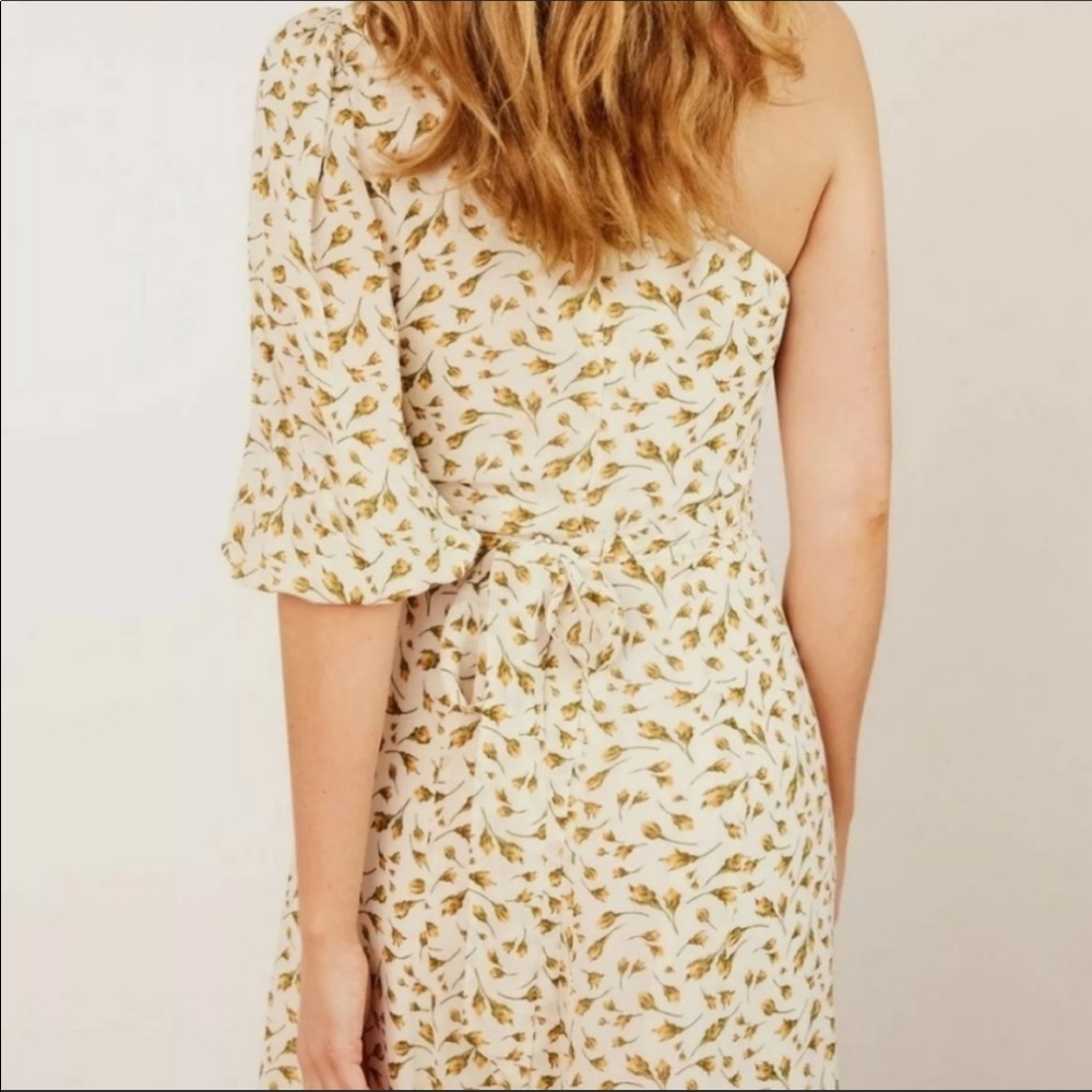 Reformation dress - Picture 2 of 3